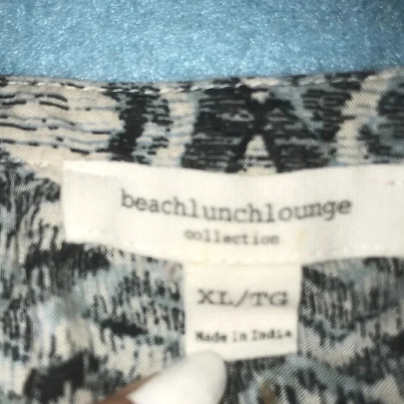 BEACHLUNCHLOUNGE ballon sleeves round neck w/ v-neck silver beads, sequins SZ XL - Picture 7 of 11